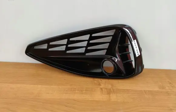 Hyundai i30 Front fog light trim/grill 86563G4510