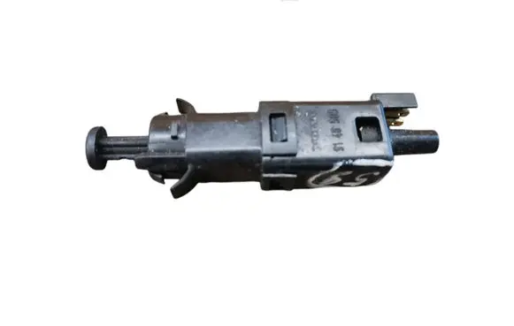 Volvo S40, V40 Brake pedal sensor switch 9146505