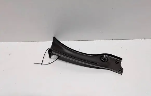 Skoda Superb B8 (3V) Fender mounting bracket 3V0821141