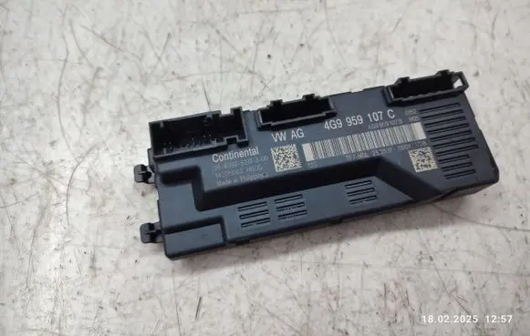 Audi A6 Allroad C7 Tailgate/trunk control unit/module 4G9959107C