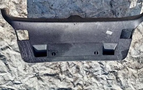 Volkswagen PASSAT B6 Other trunk/boot trim element 3C9867605D 3C9867605E