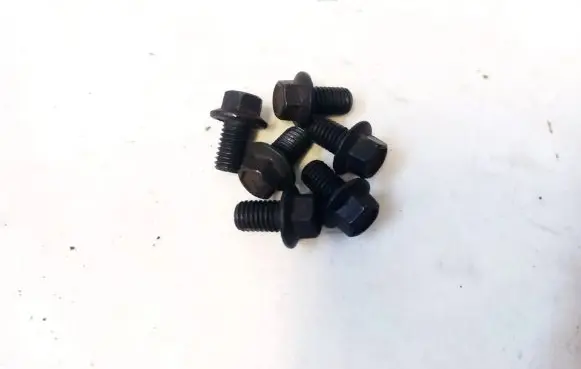 Volvo S40 Nuts/bolts 
