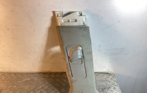 Lexus CT 200H (B) pillar trim (top) 7302453020 7313653020