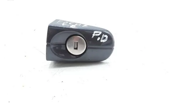 Ford Focus Coupe door lock (next to the handle) NOCODE