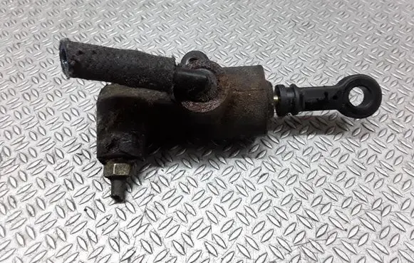 Volkswagen Transporter - Caravelle T4 Clutch master cylinder 556991A7