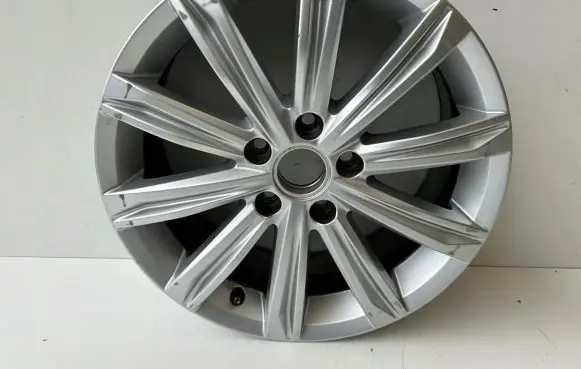 Volkswagen Touran III R16 alloy rim 5TA601025D