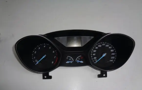 Ford Kuga II Speedometer (instrument cluster) DV4T10849AP DV4T-10849-AP SAAPA7250