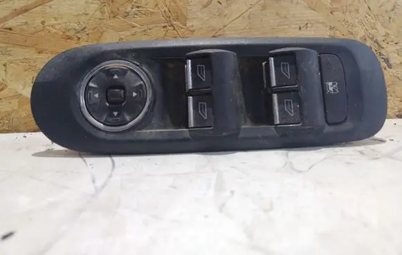 Ford Mondeo MK IV Electric window control switch 7S7T14A132AB