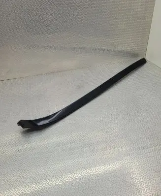 Mercedes-Benz E A207 Windshield trim A2076901362