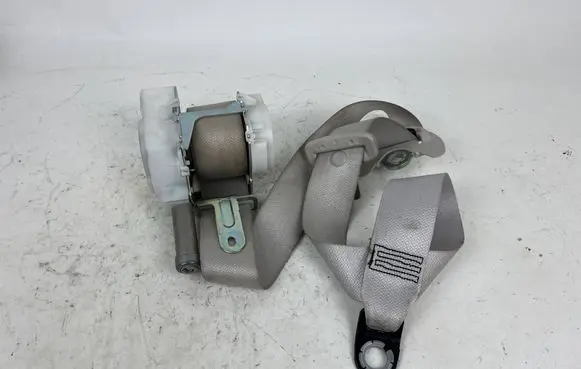 Toyota Mirai Front seatbelt 7X1600P 005716