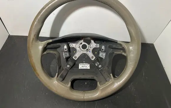 Volvo XC70 Steering wheel 30741504