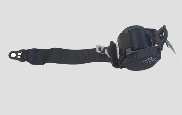 BMW 1 F20 F21 Rear seatbelt S3724330903