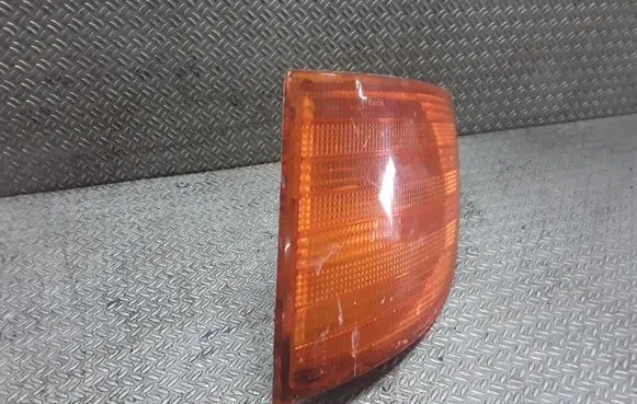 Mercedes-Benz Vito Viano W638 Front indicator light