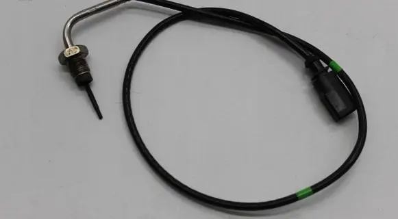 Volkswagen Jetta VI Exhaust gas temperature sensor 04L906088BQ