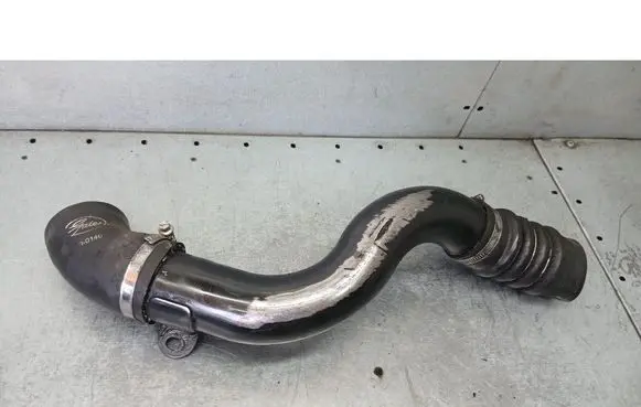 Ford Focus Air intake hose/pipe 