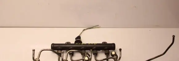 Ford Kuga I Fuel main line pipe