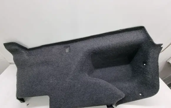 Trunk/boot lower side trim panel