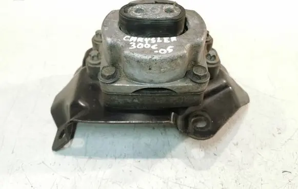 Chrysler 300 - 300C Engine mount bracket 301840L