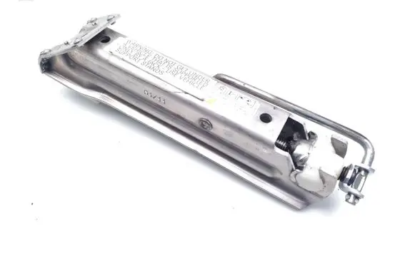 Mercedes-Benz C AMG W204 Lift Jack A0005844807 A2115830115 A2115830415