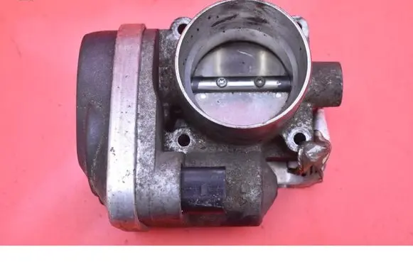 Volkswagen Touran I Throttle body valve 036133062Q