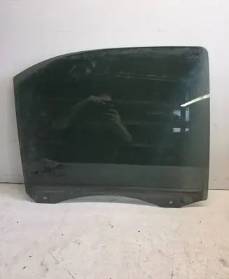 KIA Sorento Rear door window glass 1234
