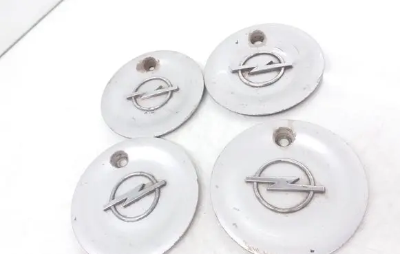 Opel Corsa B Original wheel cap 90538088