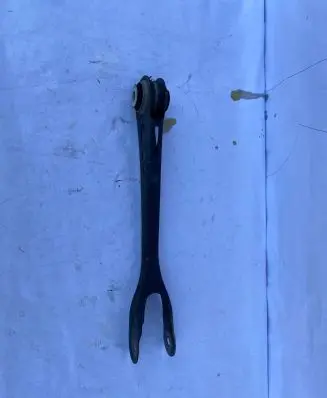 BMW 5 G30 G31 Rear control arm 6861114