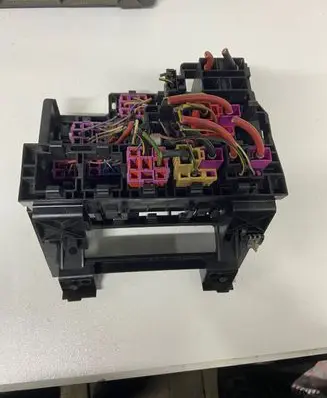 Ford Galaxy Fuse box set 7M3937499 YM2114A323B