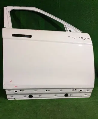 Land Rover Evoque II Front door