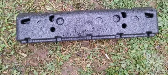 Mercedes-Benz C W203 Front bumper foam support bar A2038853437