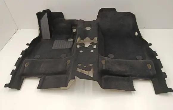 BMW 2 F46 Front floor carpet liner 9471223 9471225 1110654