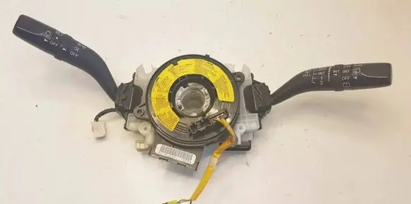 Mazda 626 Wiper turn signal indicator stalk/switch GJ5M17D318
