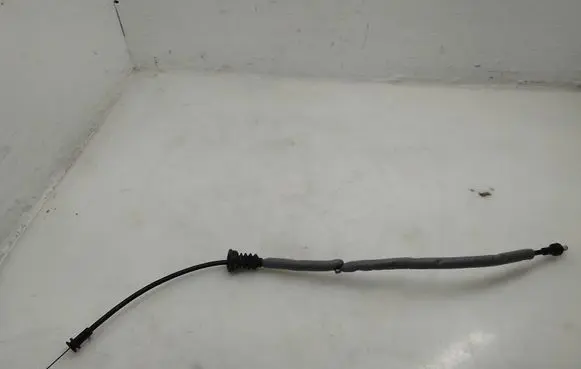 Volvo XC40 Front door cable line