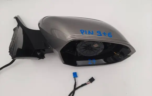 BMW 7 G70 Front door electric wing mirror