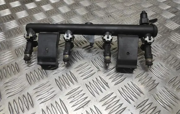 Fuel injectors set