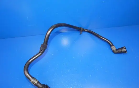 Volvo S90, V90 Breather/breather pipe/hose 31338885