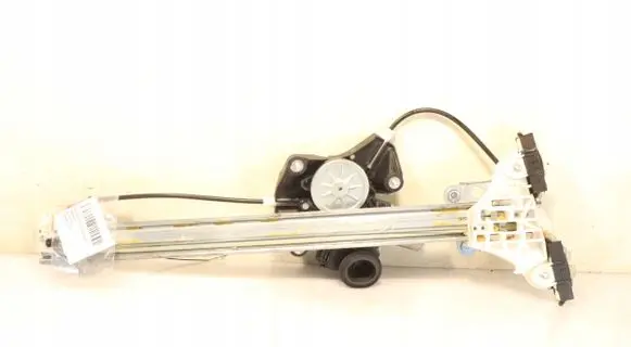 Toyota Yaris XP210 Front window lifting mechanism without motor