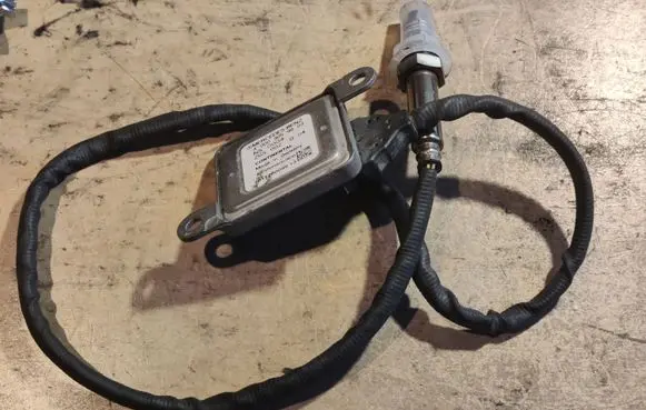 Mercedes-Benz GLE (W166 - C292) Lambda probe sensor A0009059803