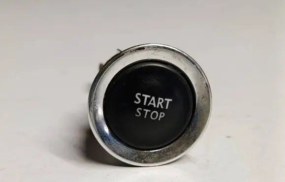 Renault Scenic III - Grand scenic III Engine start stop button switch 506978R