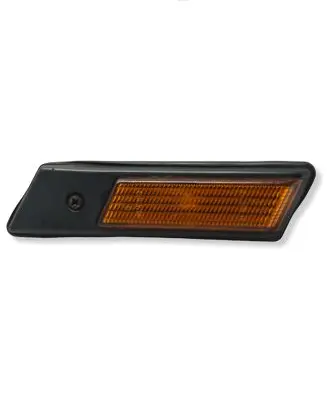 BMW 5 E34 Front fender indicator light 348902