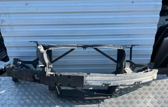 BMW 5 E60 E61 Radiator support slam panel