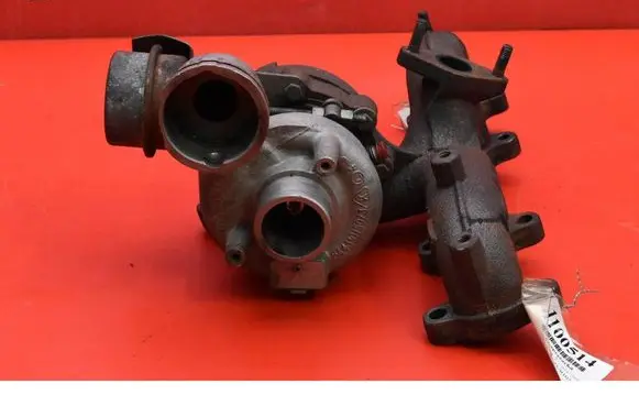Skoda Octavia Mk2 (1Z) Turbo system vacuum part 038253014G