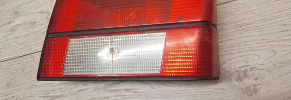 BMW 5 E34 Tailgate rear/tail lights 83515620r