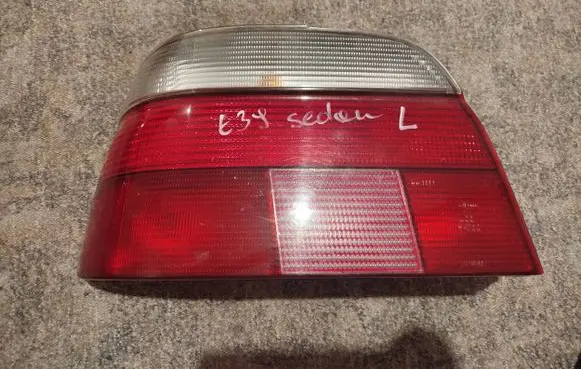 BMW 5 E39 Rear/tail lights 2VP00724002 mpakiet