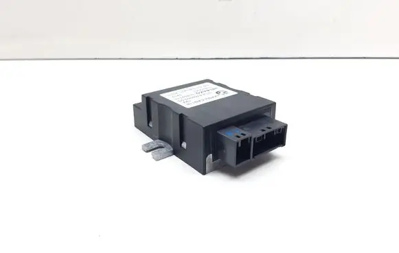 BMW X3 E83 Fuel injection pump control unit/module 6766003 16146766003