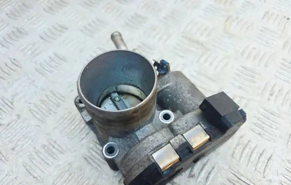 Hyundai i20 (PB PBT) Throttle valve 3510004200