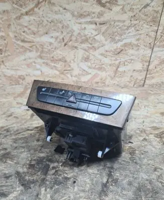 Mercedes-Benz E W211 A set of switches A2116803152