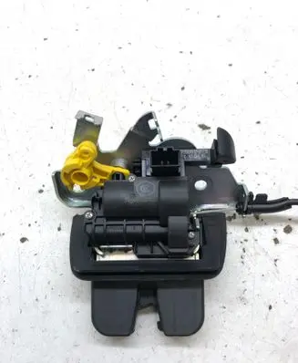 Audi A4 S4 B9 8W Tailgate/trunk/boot lock/catch/latch 4M0827506D