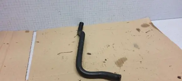 Nissan X-Trail T30 Fuel return line/hose 
