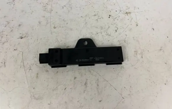 Interior comfort aerial antenna